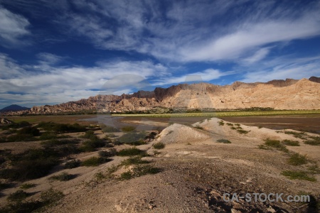 Salta tour 2 argentina bush mountain valley.