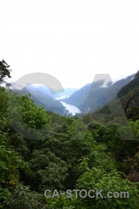 Sky fiordland new zealand mountain doubtful sound.