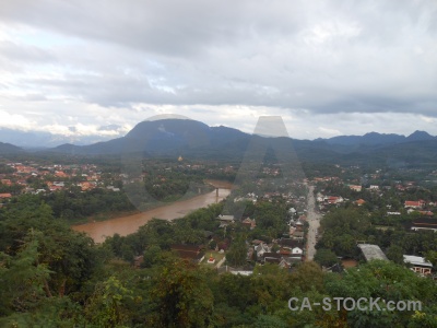 Sky luang prabang nam khan southeast asia phousi.