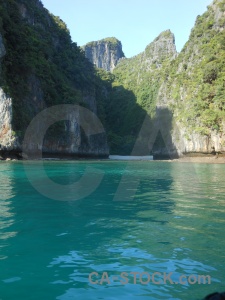 Sky rock sea ko phi ley asia.