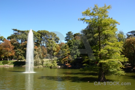 Sky water spain parque del retiro madrid.