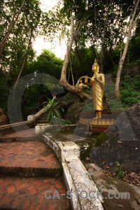 Statue mount phou si phousi step buddha.