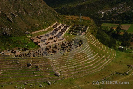 Stone terrace peru llaqtapata altitude.