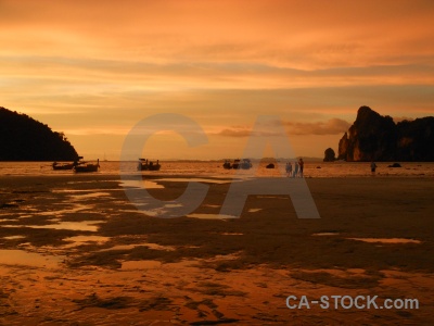 Sunrise water mountain southeast asia loh dalam bay.