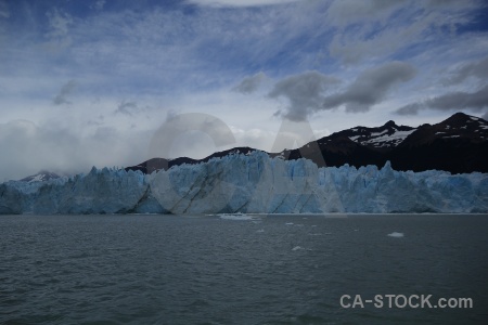 Terminus lago argentino water lake south america.