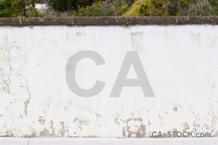 Texture crack white wall plaster.