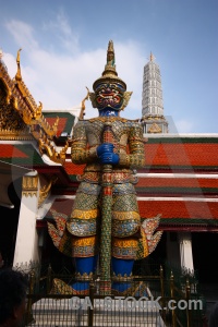 Thailand grand palace wat phra si rattana satsadaram temple yaksha.