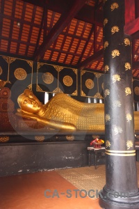 Thailand wat chedi luang pillar buddha column.