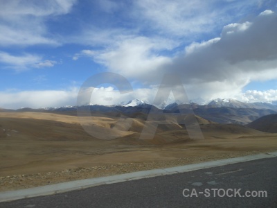 Tibet plateau mountain altitude east asia.