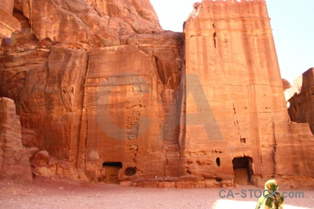 Tomb unesco petra carving sky.