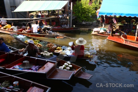 Ton khem water market floating damnoen saduak.