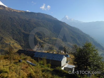 Trek machhapuchchhre machapuchare mountain modi khola valley.