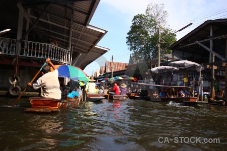 Umbrella canal sky damnoen saduak building.