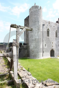 White castle window building green.