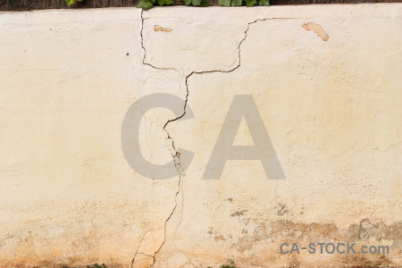 White texture crack wall plaster.